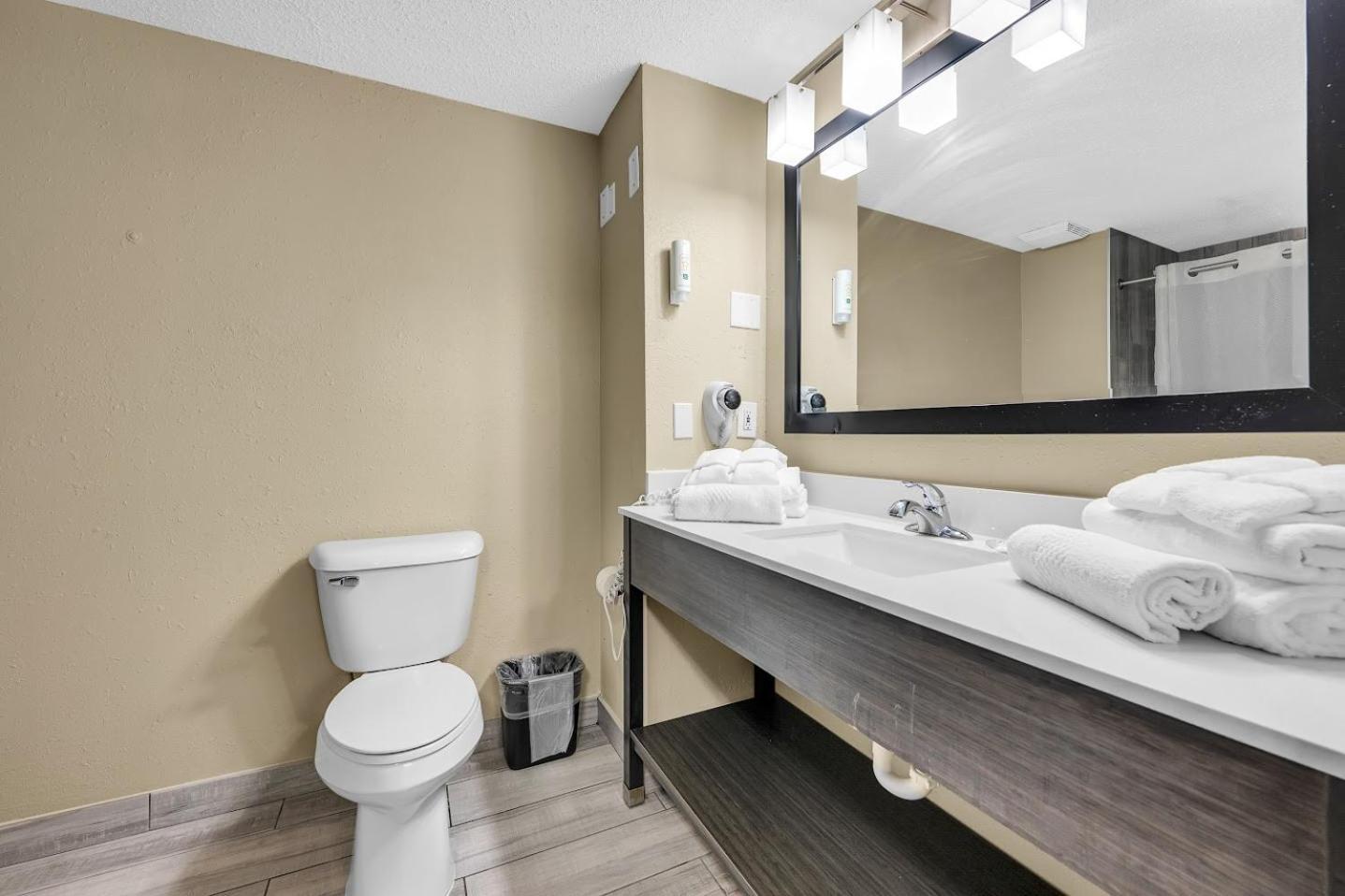 Quality Inn Roseville-Detroit North Dış mekan fotoğraf